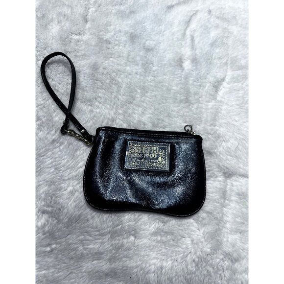 Coach Leather Wristlet Black With Gold Logo Plate - Picture 1 of 7